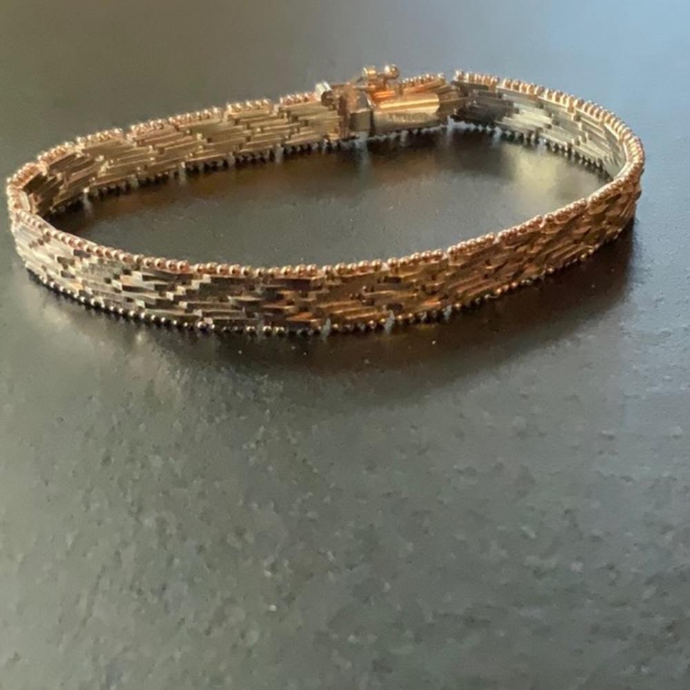 Vintage Sterling Silver Chevron Bracelet